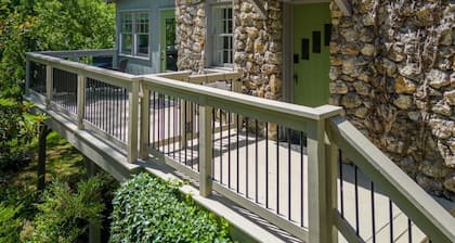 Charming downtown Lex cottage, walk to WLU, VMI