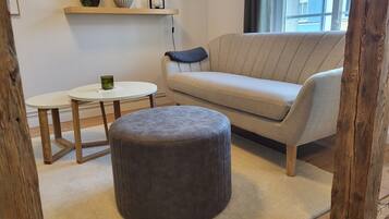 Fernseher, Stereoanlage