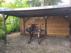 Property grounds - Apartment 'Stilvolle Ferienwohnung' with Wi-Fi (Schwerin)