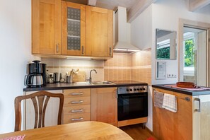 Refrigerador, horno, parrilla de estufa y lavavajillas 