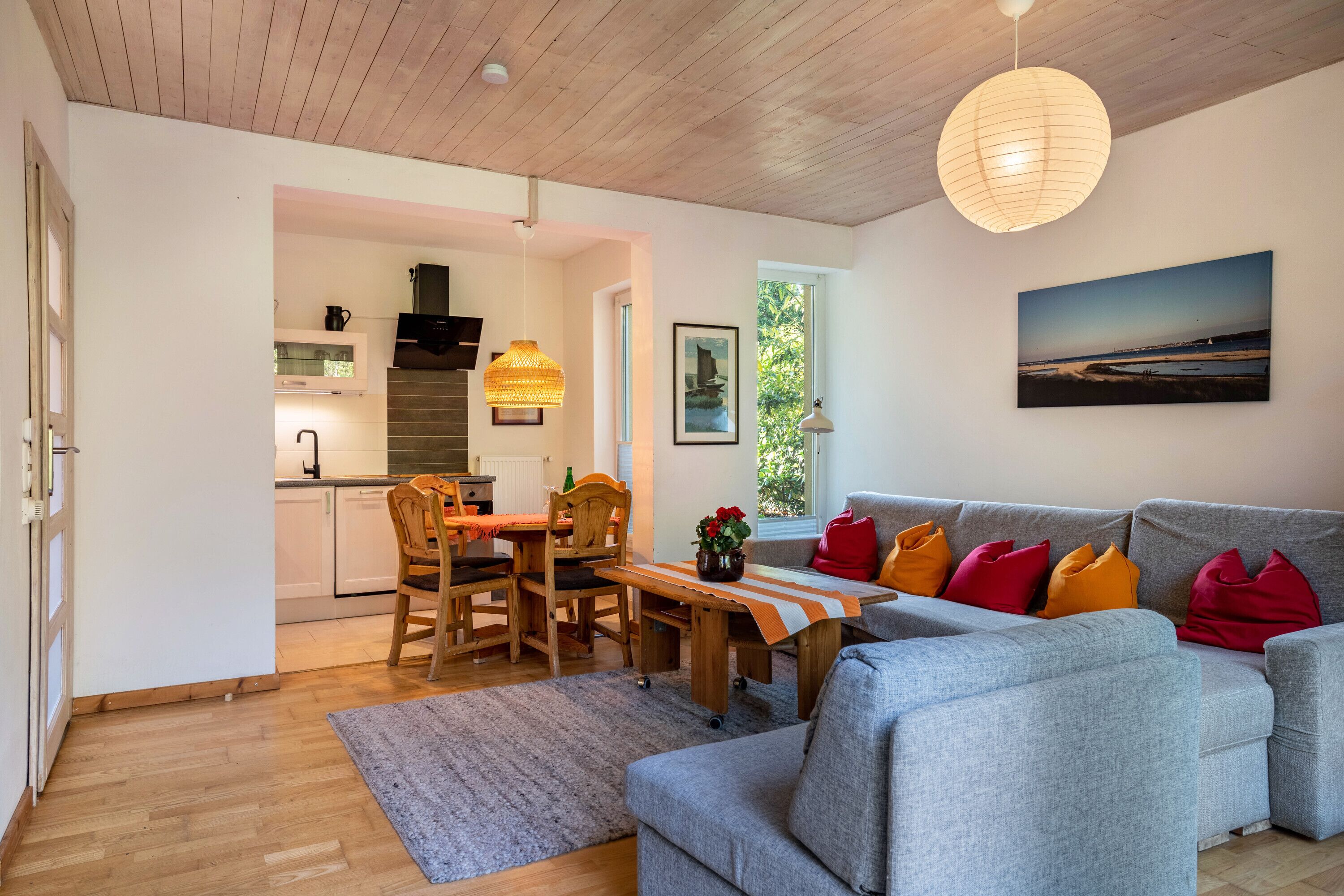 TV, fireplace, stereo