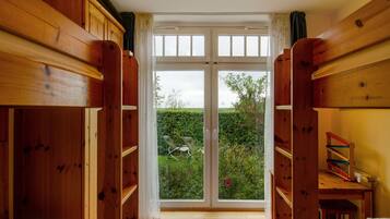 3 Schlafzimmer, Bügeleisen/Bügelbrett, kostenloses WLAN, Bettwäsche