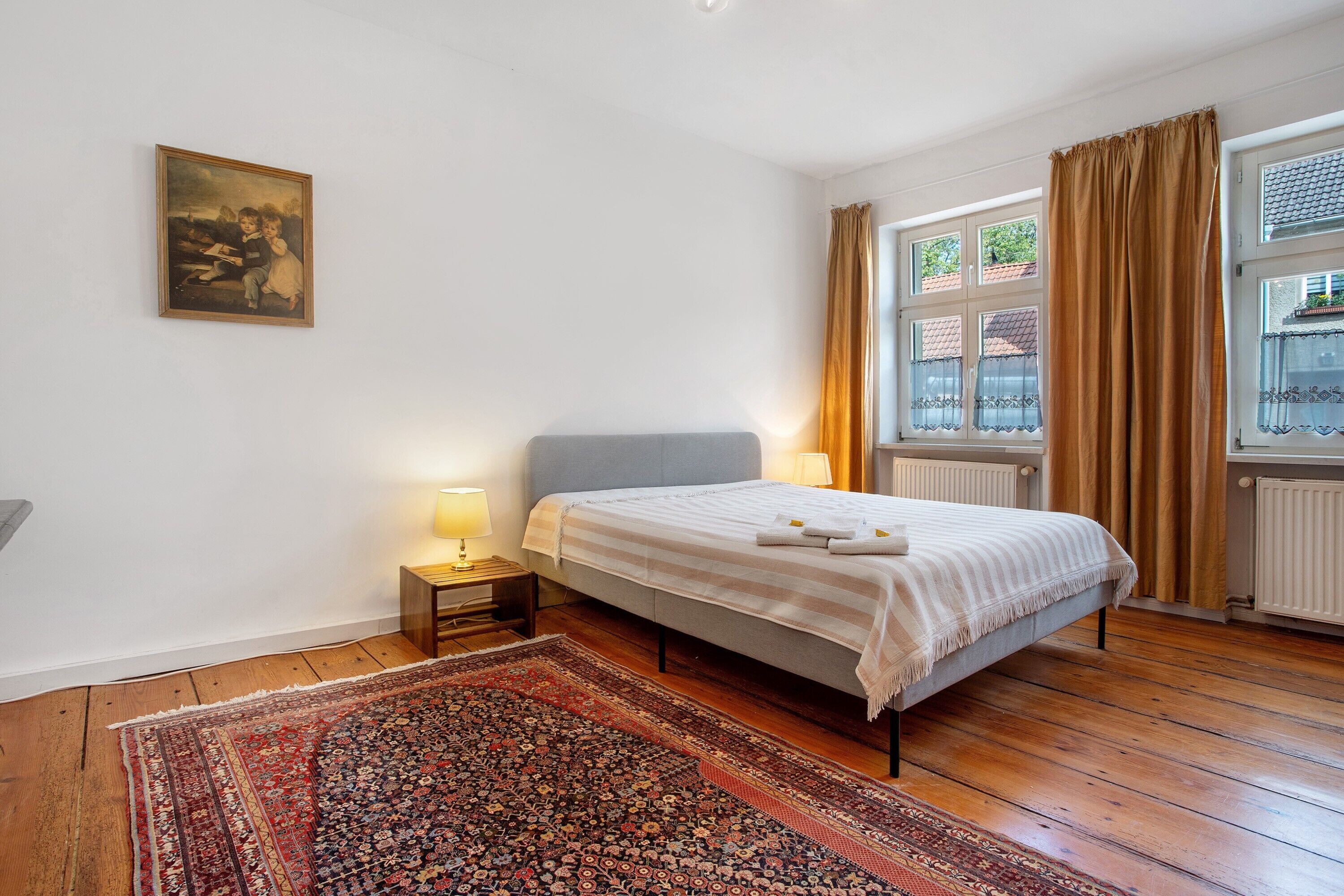 1 室のベッドルーム、アイロン / アイロン台、WiFi (無料)、ベッド シーツ