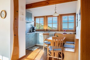 Dining - Apartment 'Panorama View' with Shared Terrace, Garden and Wi-Fi (Horben)