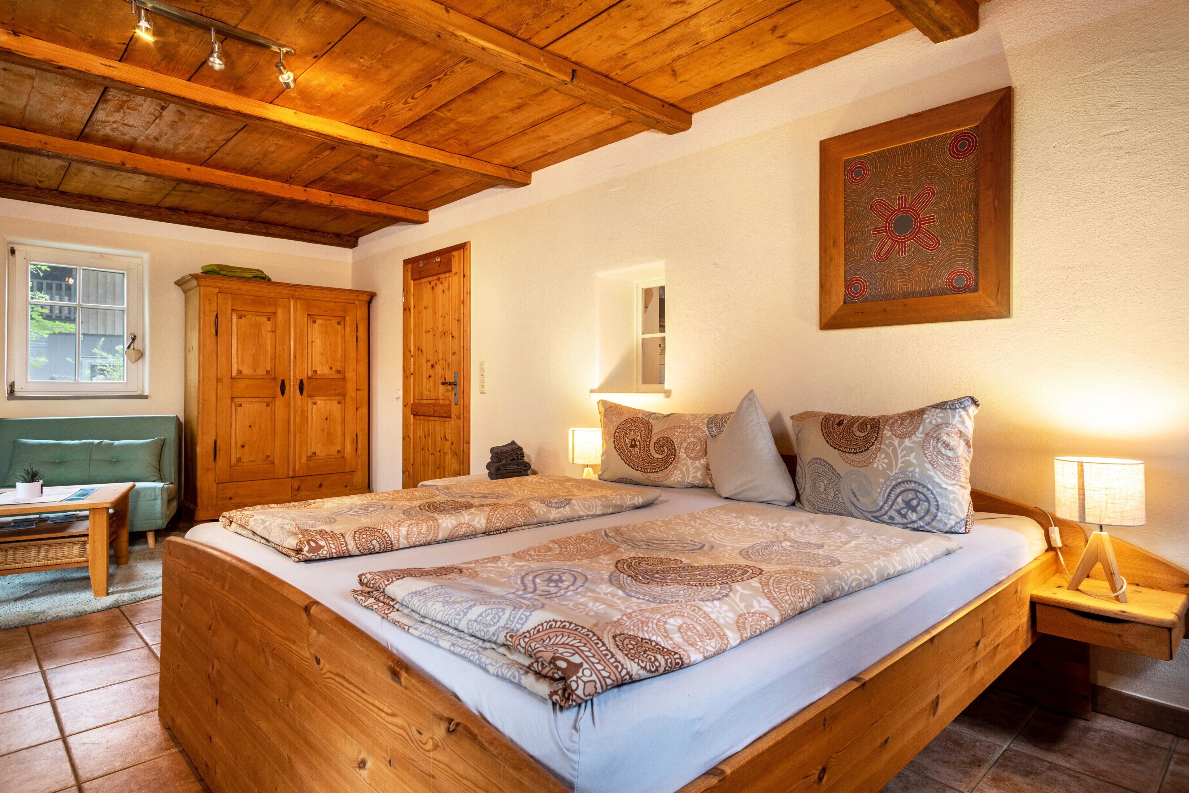 1 quarto, Wi-Fi de cortesia, roupa de cama