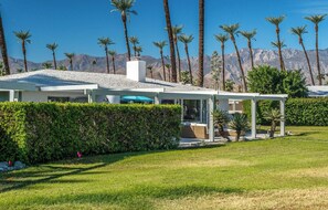 Exterior - Monthly Rental - Fabulous Historic Mid Century home located in Tamarisk Rancho (Rancho Mirage)