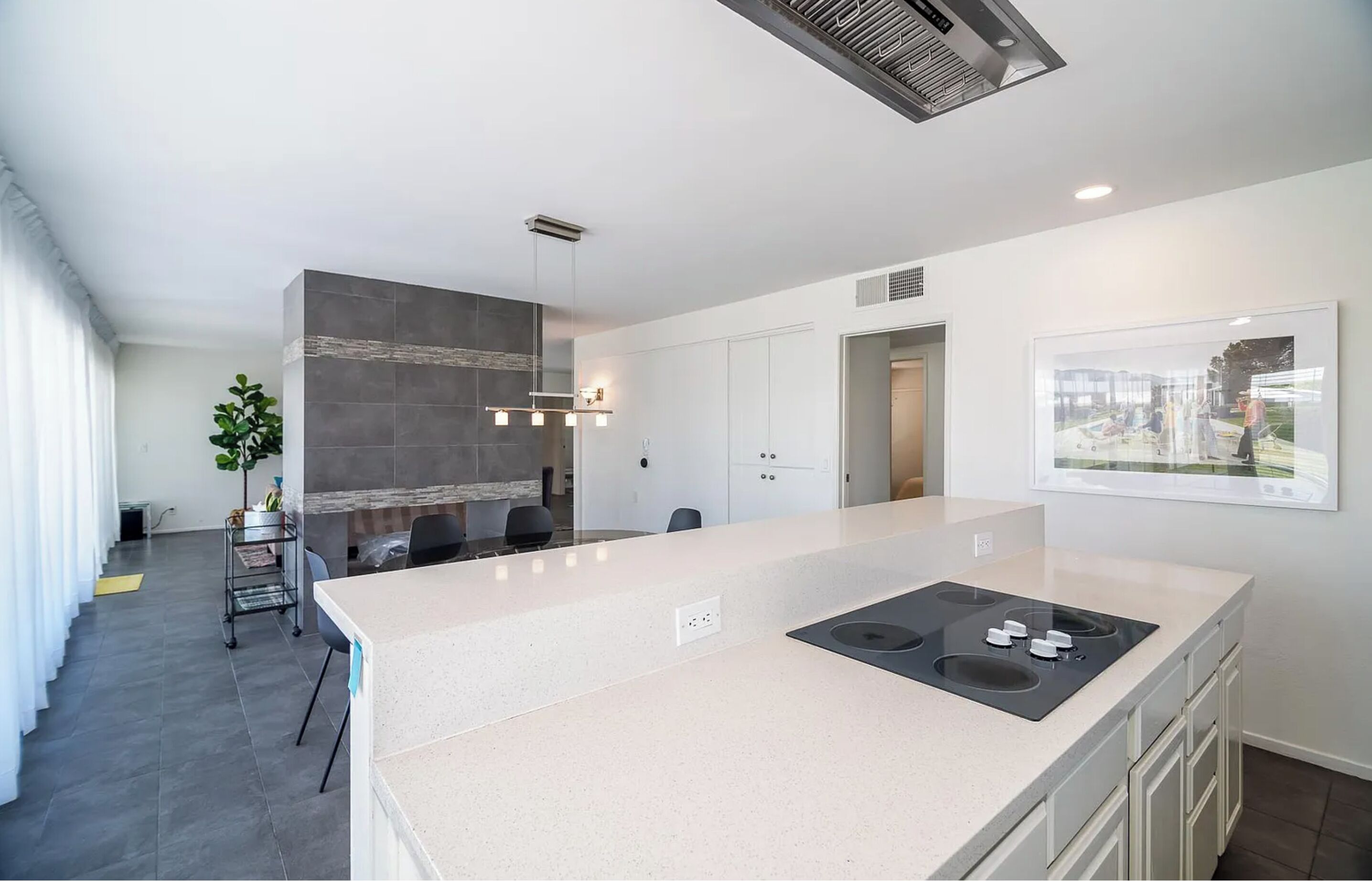 ثلاجة، ميكروويف، فرن، موقد طهي مسطح