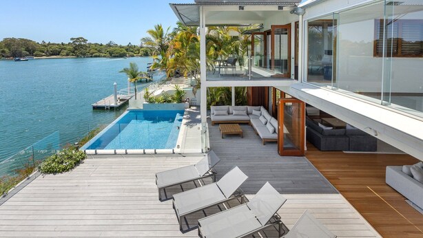 Pool - Riverside Elegance on Noosa Parade (Noosa)