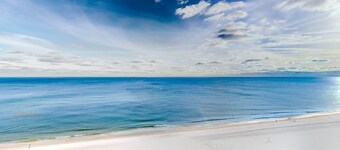 Gulf front condo w/ direct beach access, resort amenities, private W/D, WiFi