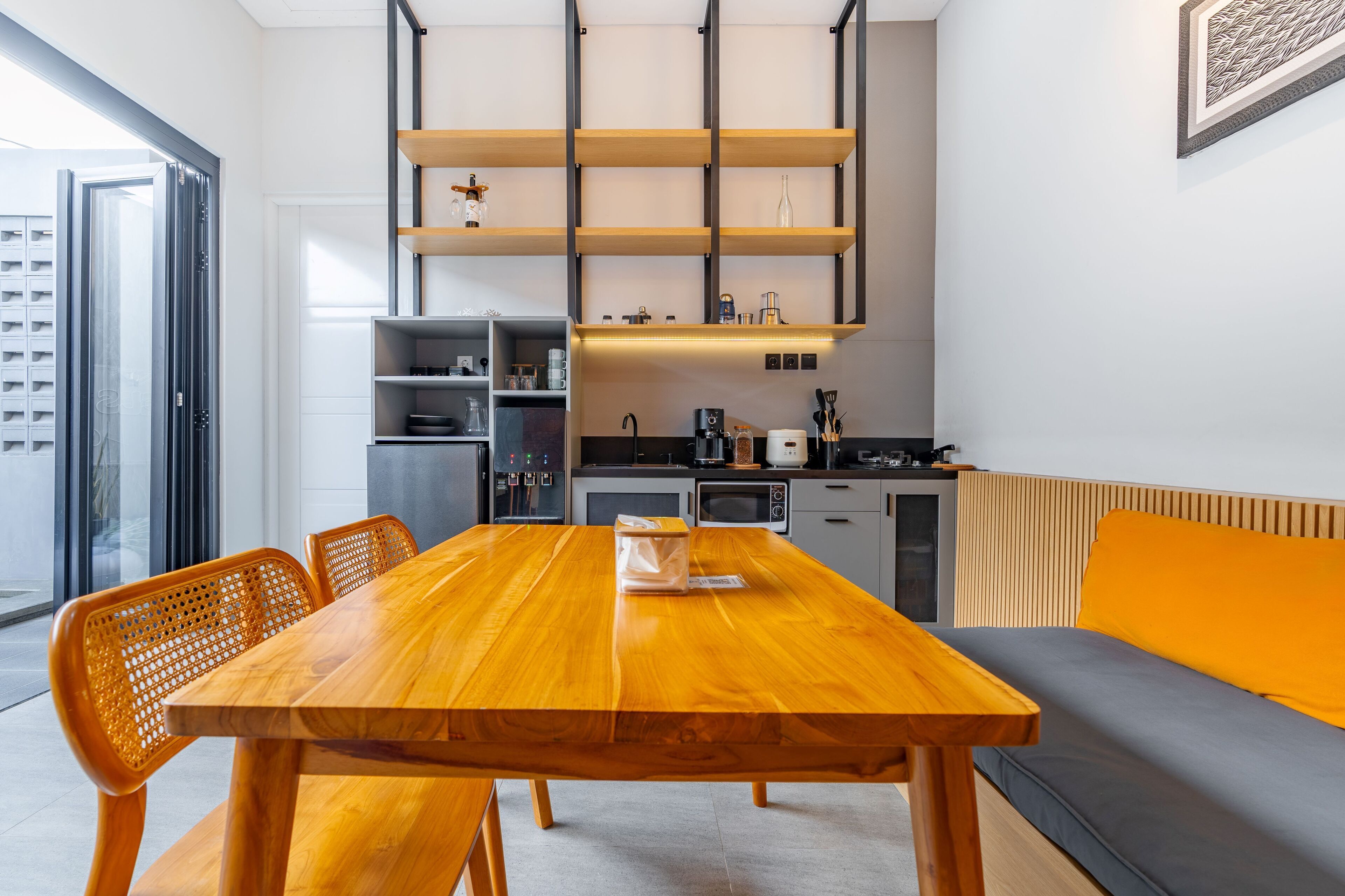 Family Villa, 2 Bedrooms, Private Pool | Dining room