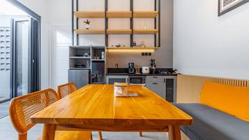 Family Villa, 2 Bedrooms, Private Pool | Dining room
