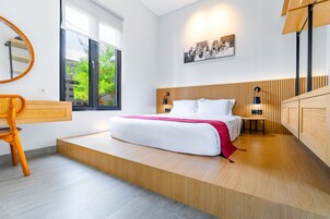 Family Villa, 2 Bedrooms, Private Pool | Egyptian cotton sheets, premium bedding, individually furnished, desk