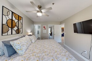 2 slaapkamers, een bureau, internet, beddengoed