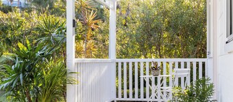 Welcome to Farnborough Beach Cottage!