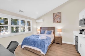 1 bedroom, iron/ironing board, WiFi