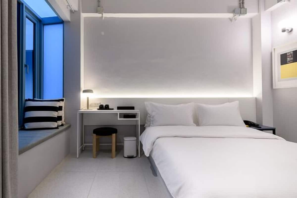 Cofres nos quartos, quartos à prova de som, Wi-Fi de cortesia