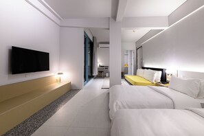 Wanglang Family Suite | Living area | TV - Mowa Bangkok (Bangkok)