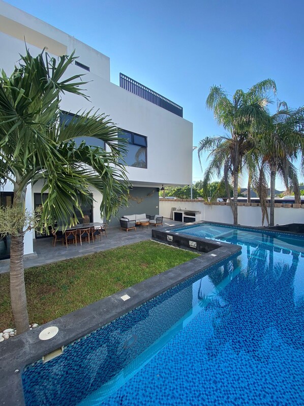 Pool - RESIDENCIAL COMPLEX PLAYA BRUJAS (Mazatlán)