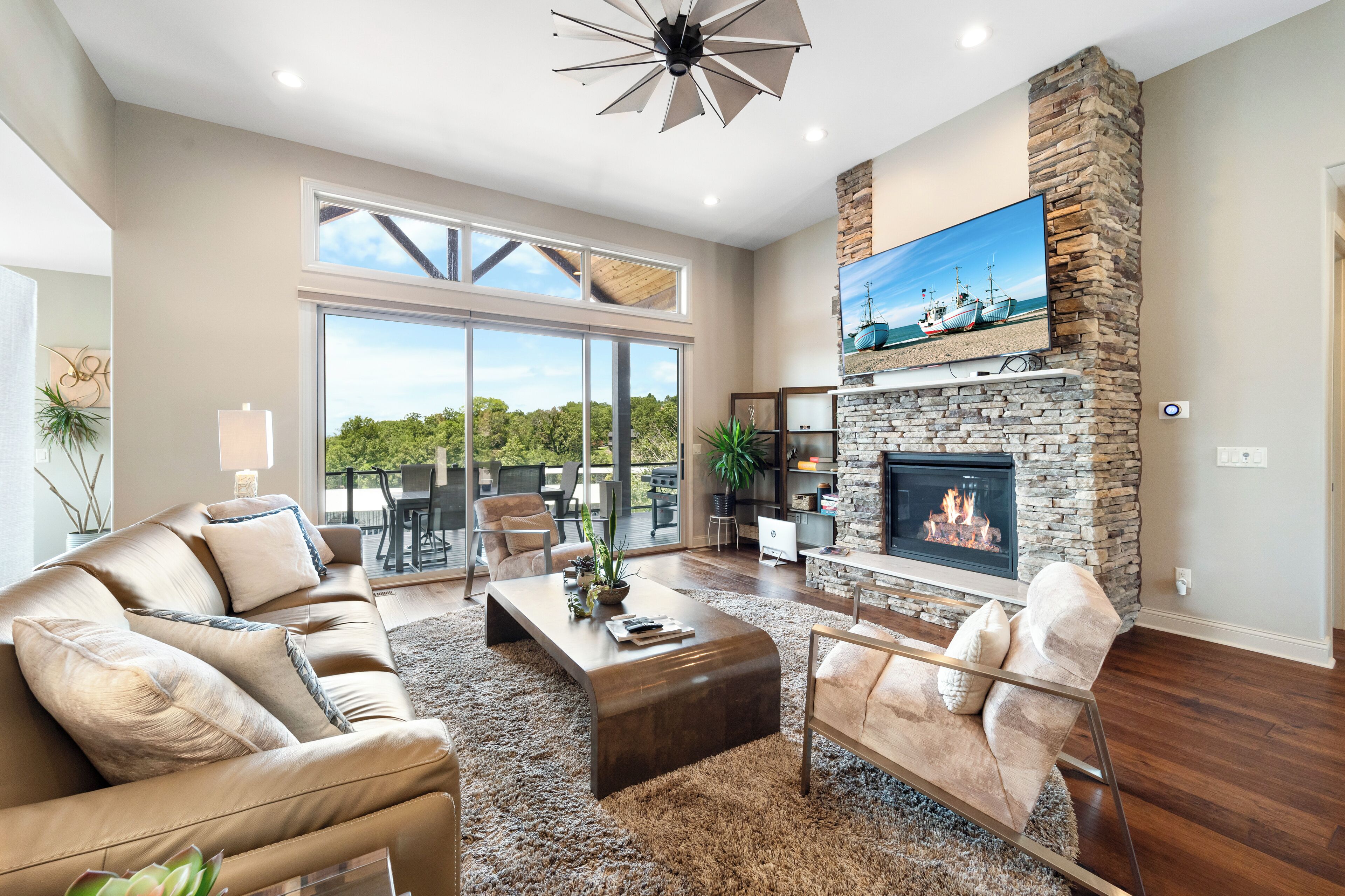 TV connectée, cheminée