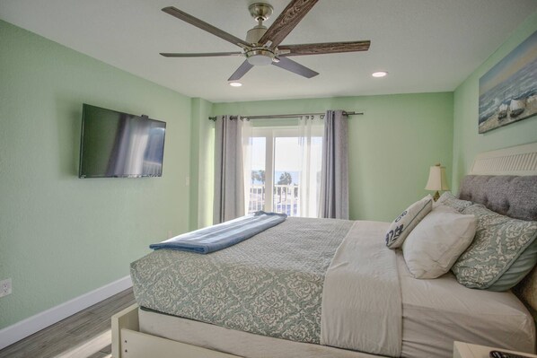 2 bedrooms, iron/ironing board, free WiFi