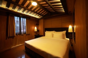 Classic Double or Twin Room, City View