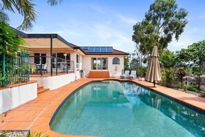Pool - Peaceful Family Home: 4-Bed, Pool, Alfresco Dining (Bridgeman Downs)