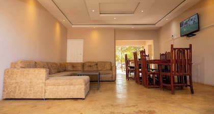 Lulu Guest Lodge, dünn besiedelte Vororte, Victoria Falls