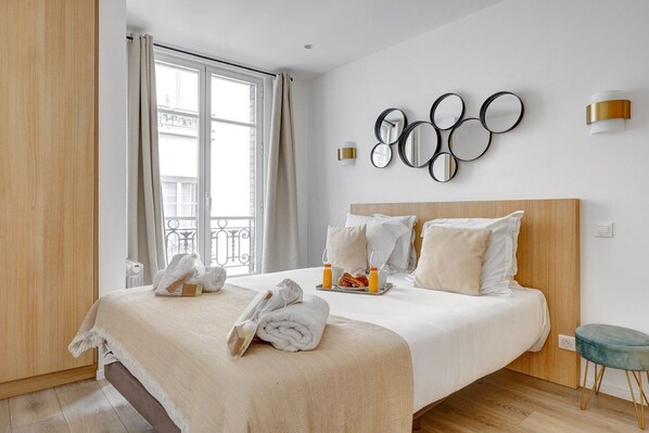 1 habitación, wifi y ropa de cama