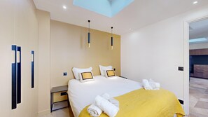 1 bedroom, internet, bed sheets