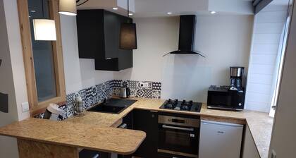 Le Lupicin, studio confortable et spacieux au cĆur du parc naturel du Haut Jura.