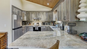 Private kitchen - Potter's Peak (Cascade)