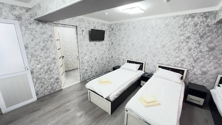 Economy Shared Dormitory, Men only, Non Smoking, Courtyard View | 1 bedroom, down comforters, desk, laptop workspace