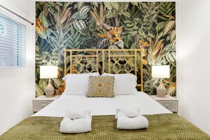 1 chambre, lit parapluie, Wi-Fi gratuit, draps fournis