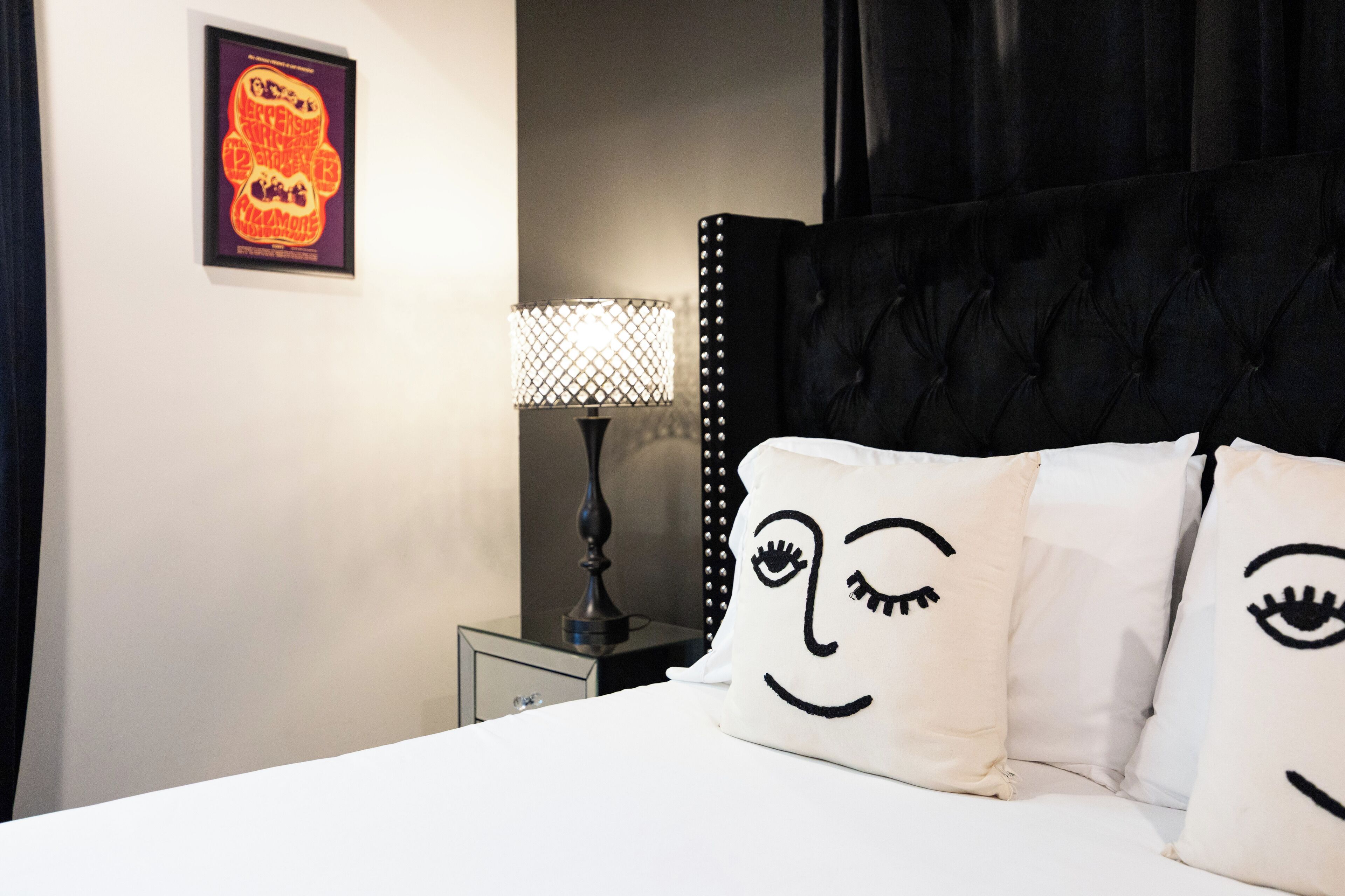 2 dormitorios, cuna de viaje, wifi gratis y ropa de cama