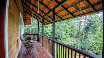 Eco Cottages | Balcony