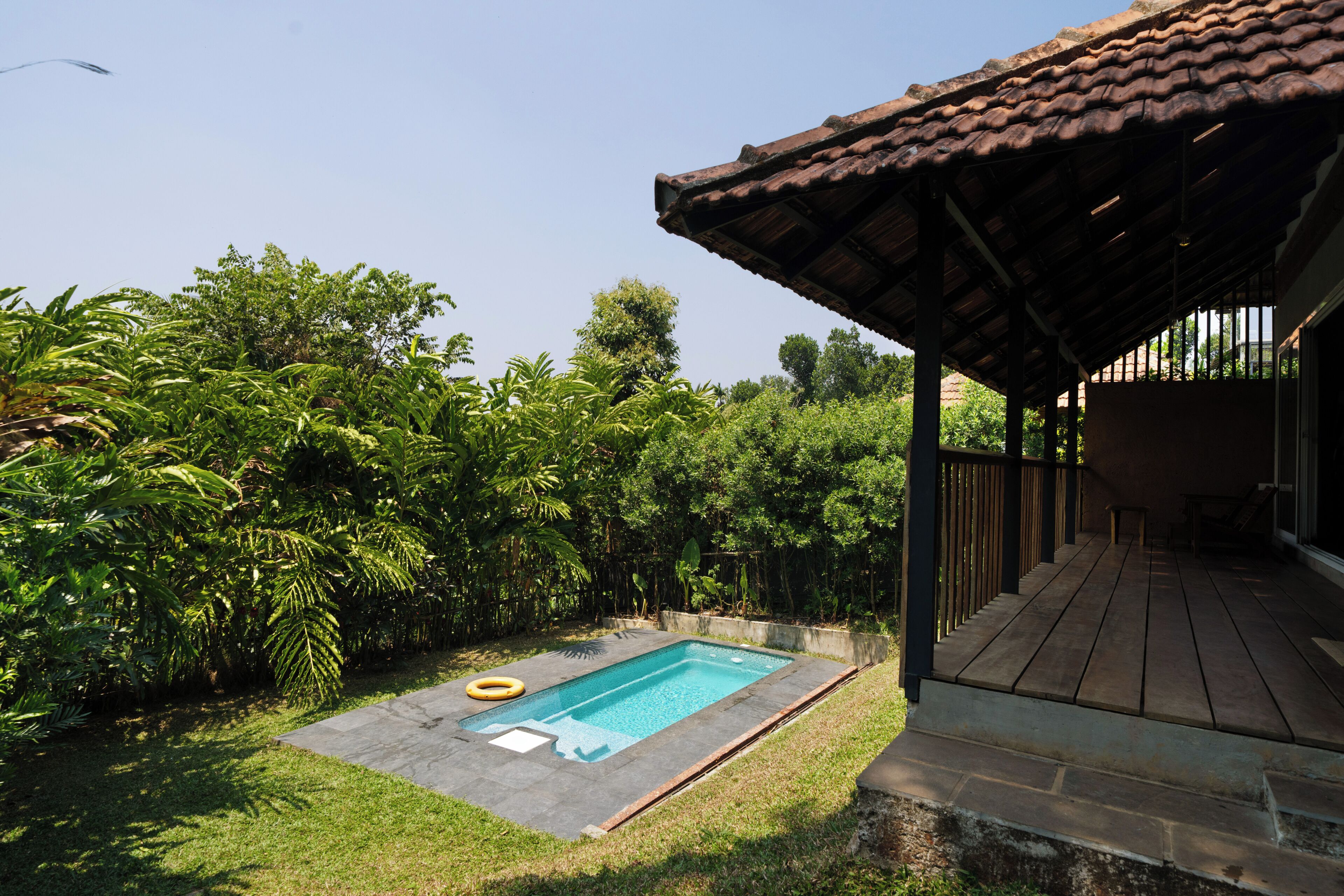 Private pool