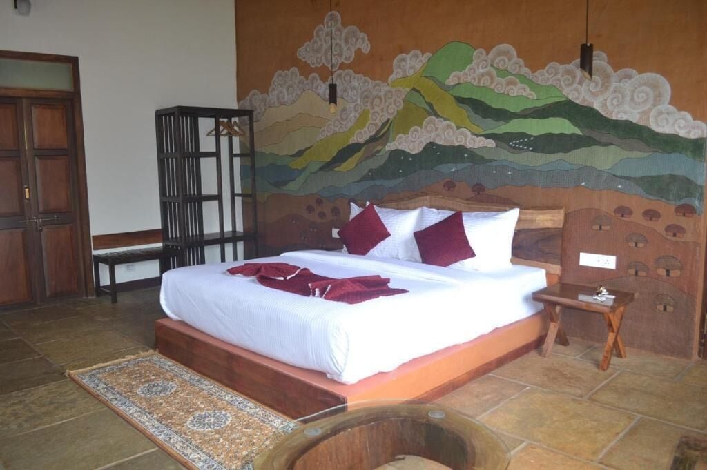 Luxury Cottage | Select Comfort beds, individually decorated, individually furnished