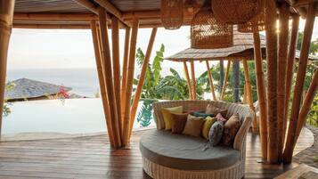 Villa Air | Terrace/patio