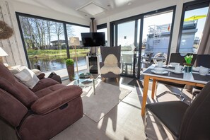 Televisión y reproductor de DVD 