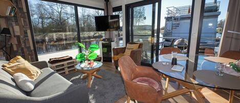 Fernseher, DVD-Player