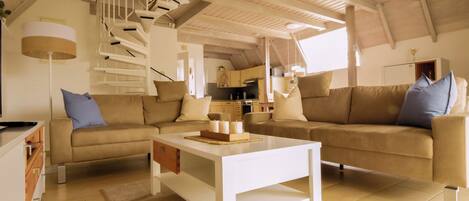 TV, fireplace, DVD player, stereo