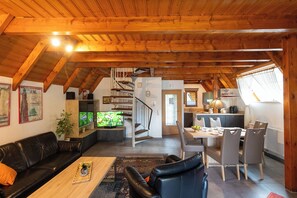 TV, peis og stereoanlegg