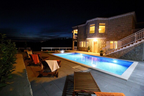 Pool - Villa Oasis Cypress - Three Bedroom Villa with Terrace and Swimming Pool (Cilipi)