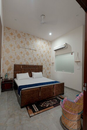 Dobbeltrom – deluxe | Lydisolert og wi-fi (inkludert)