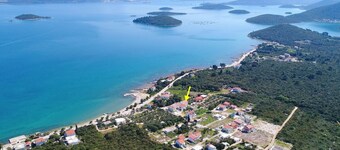 Studio apartment with terrace in Drace