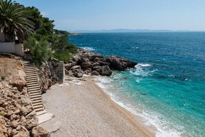 Beach nearby - Apartments Villa Dingač- Borak - Standard One Bedroom Apartment with Balcony and Sea View No. 3 (Potomje)