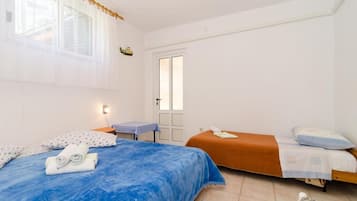 1 bedroom, WiFi (free)