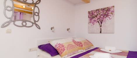 Fer et planche à repasser, lit parapluie, Wi-Fi gratuit