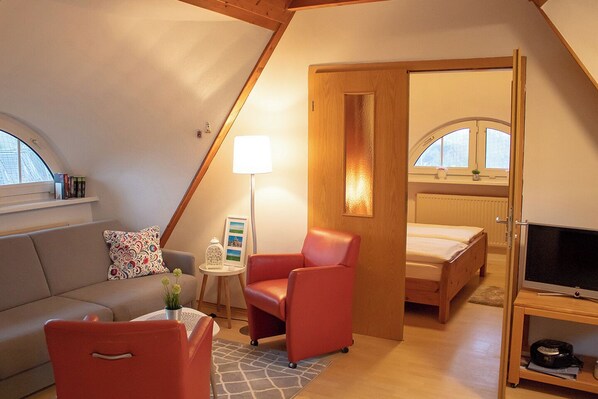 TV, DVD player, stereo