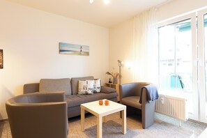 Fernseher, Stereoanlage